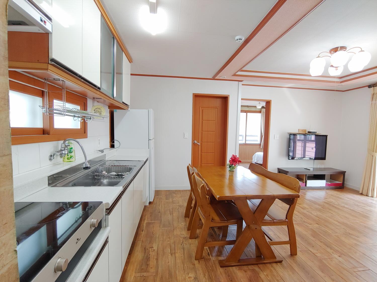 Seongsan Sunrise Pension ซอกวีโพ ภายนอก รูปภาพ
